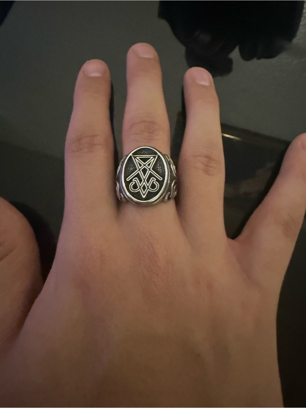 Sigil ring - Picture 1 of 4